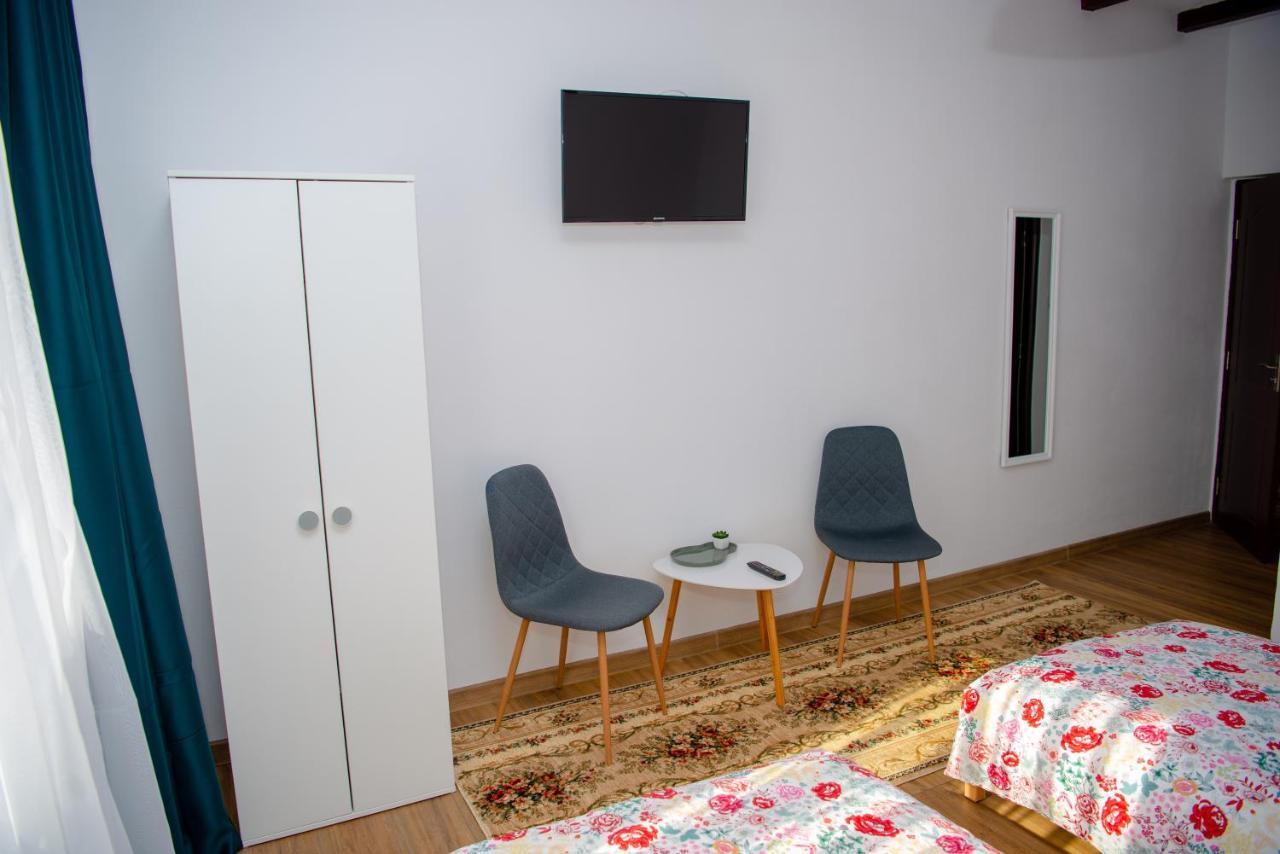 Family House Pristol Apartment Luaran gambar