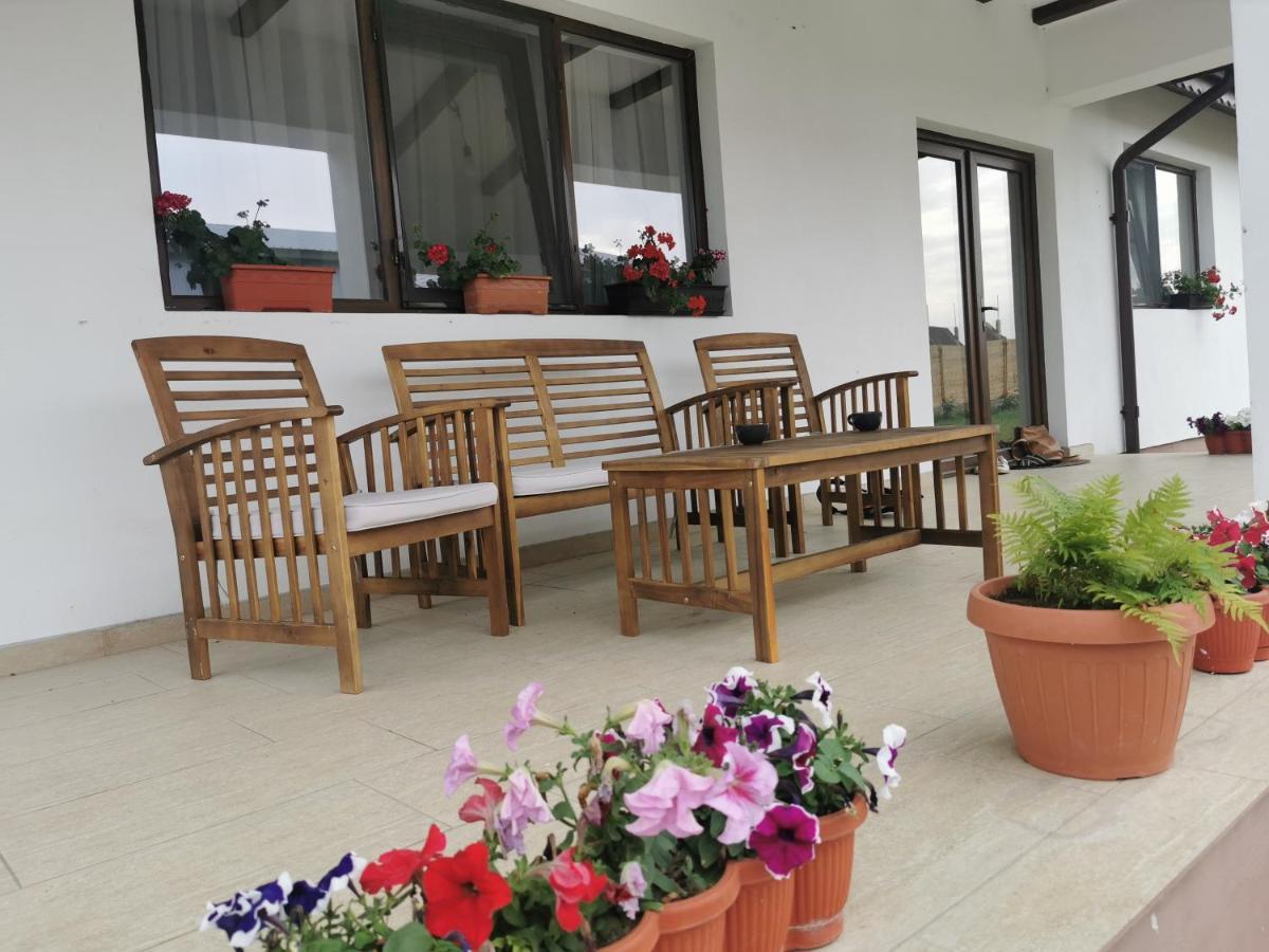 Family House Pristol Apartment Luaran gambar