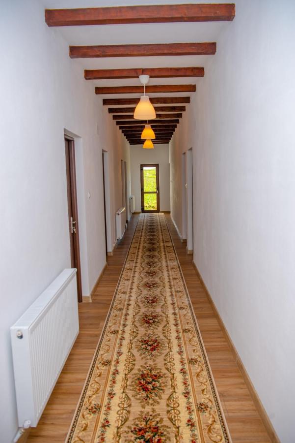 Family House Pristol Apartment Luaran gambar