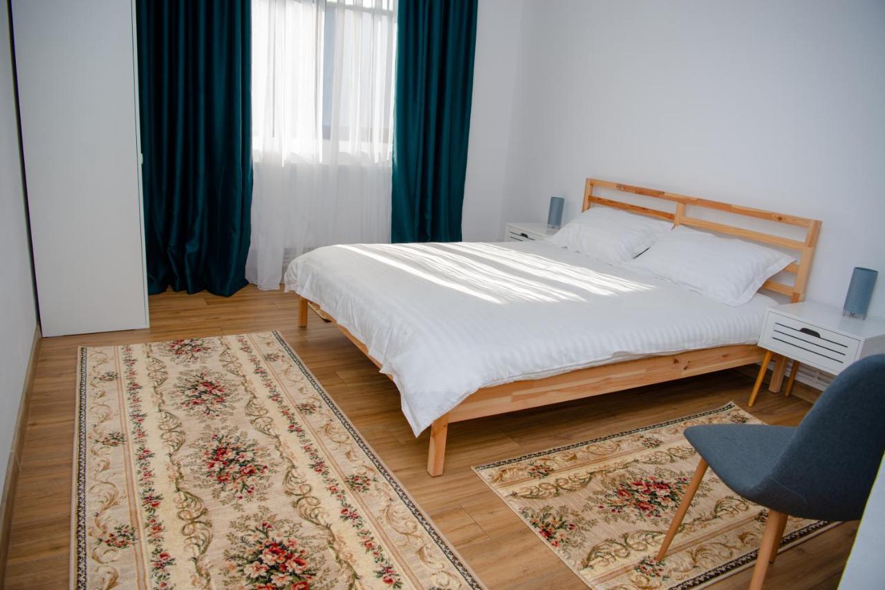 Family House Pristol Apartment Luaran gambar