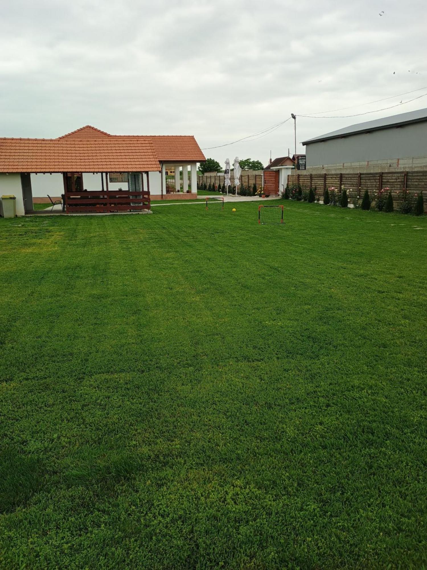 Family House Pristol Apartment Luaran gambar